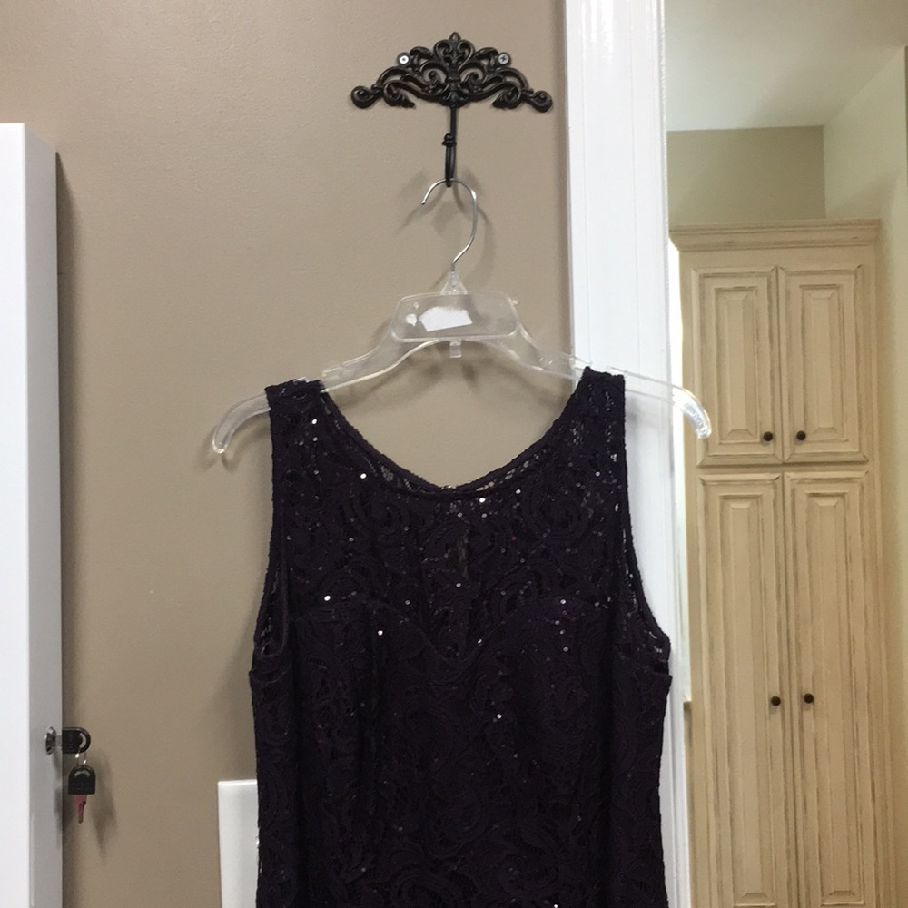 Mother of the Bride/Groom plum dress - Picture 3 of 8